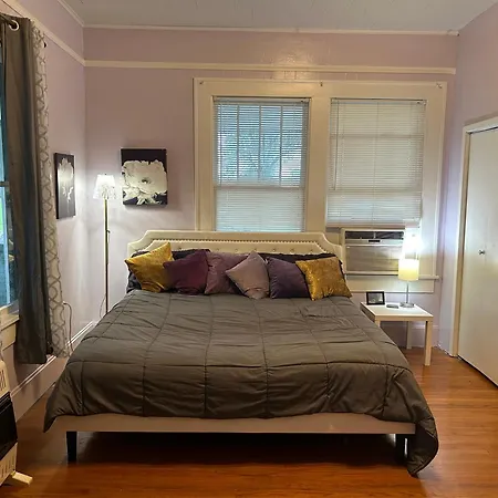 Clarence Farmhouse King Bed Shared Bath